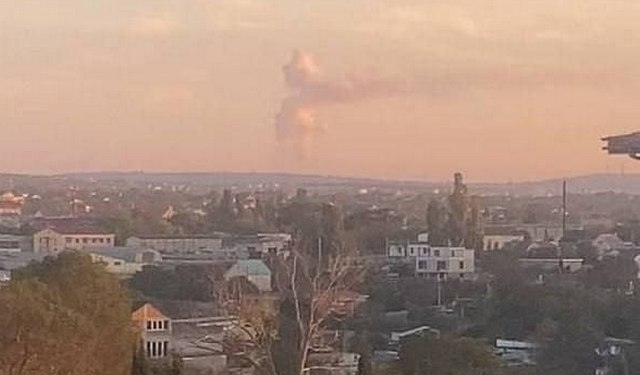 В Севастополі знову вибухи (ФОТО)
