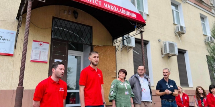 Аварійно-рятувальній службі Миколаївської організації ТЧХУ данці подарували автомобіль (ФОТО, ВІДЕО)