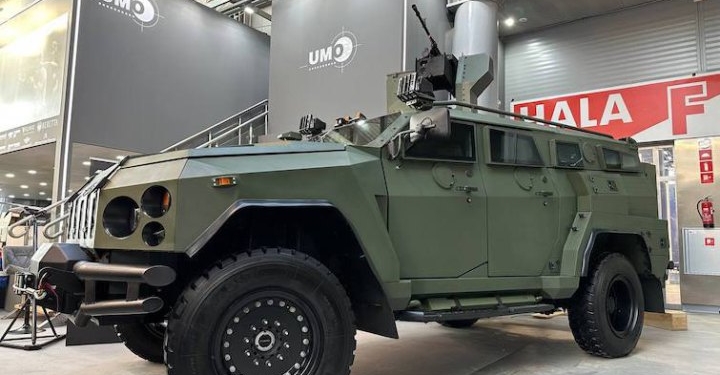 Українська компанія презентувала на виставці в Польщі нову модифікацію СБА “Новатор”: з кращою прохідністю