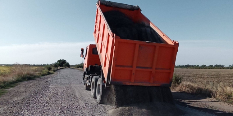 Минулого тижня продовжувались ремонтні роботи на 7 місцевих автодорогах Миколаївської області (ФОТО)