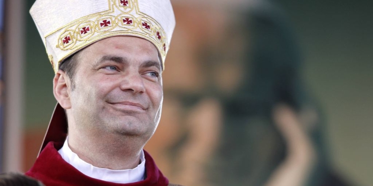 Самогубство, насильство, гей-кімнати. Продовження церковного секс-скандалу в Польщі