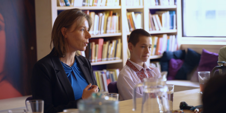 Нідерланди допоможуть створити базу даних ДНК, щоб шукати вкрадених Росією українських дітей (ФОТО)