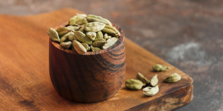 Нова надія людства. Кардамон допомагає контролювати апетит та худнути