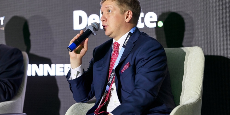 З Коболєва зняли електронні браслети і зменшили заставу – вдвічі (ФОТО)