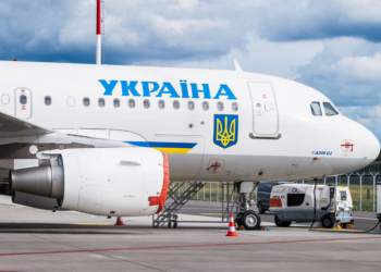 “Складний та амбітний проект”. Литовська компанія оновила салон літака президента України