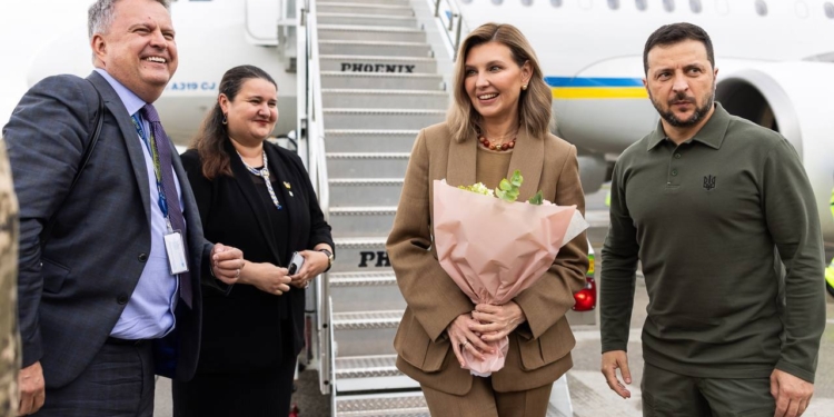 Зеленська в США зустрінеться з Клінтонами, відкриє виставку, розповість про дітей (ФОТО)