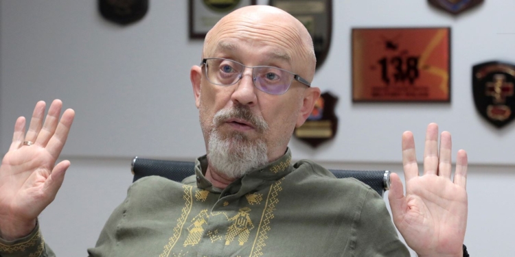 “Не існує ядерної зброї, яка знищить таку велику країну, як Україна”, – Резніков