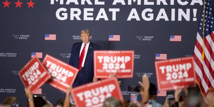 Суд визнав шахрайство Трампа в сфері нерухомості. Трамп назвав суддю божевільним