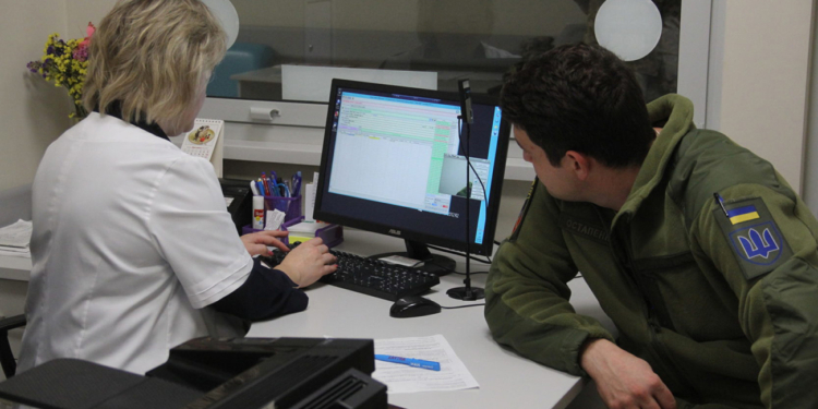 Чому Зеленський хоче переглянути всі результати медоглядів ВЛК і що з цього вийде