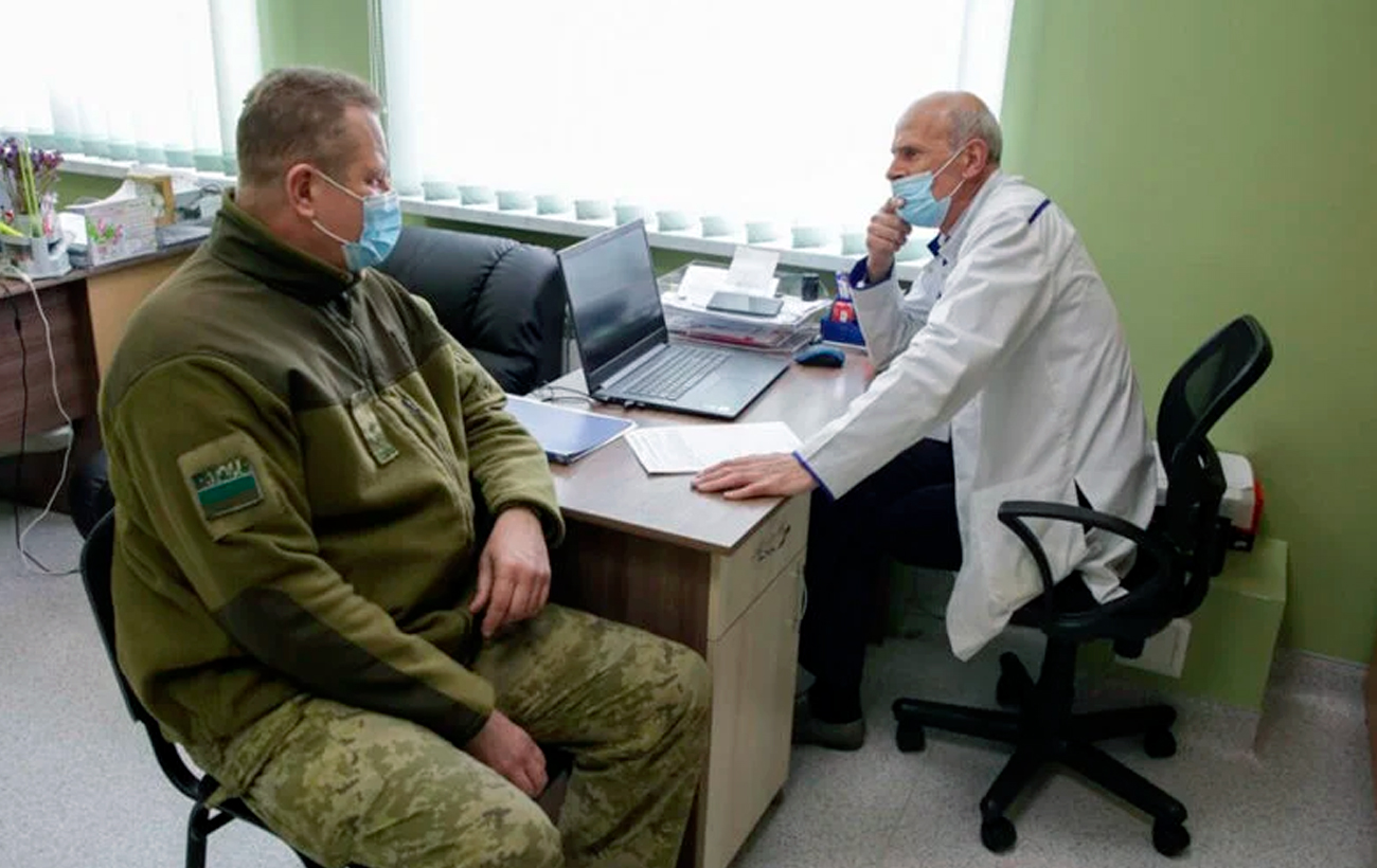 Чому Зеленський хоче переглянути всі результати медоглядів ВЛК і що з цього вийде