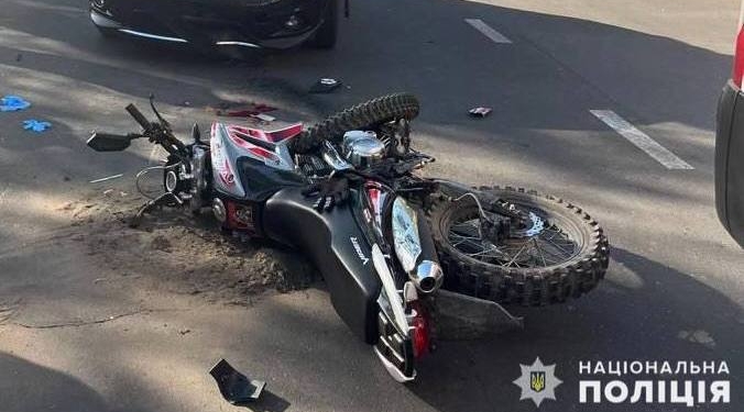 У Миколаєві в ДТП травмувались неповнолітній мотоцикліст і його неповнолітній пасажир