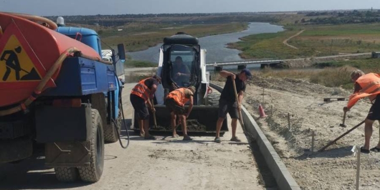 Ремонт місцевих шляхів Миколаївщини: роботи велись на ділянках 6 автодоріг (ФОТО)