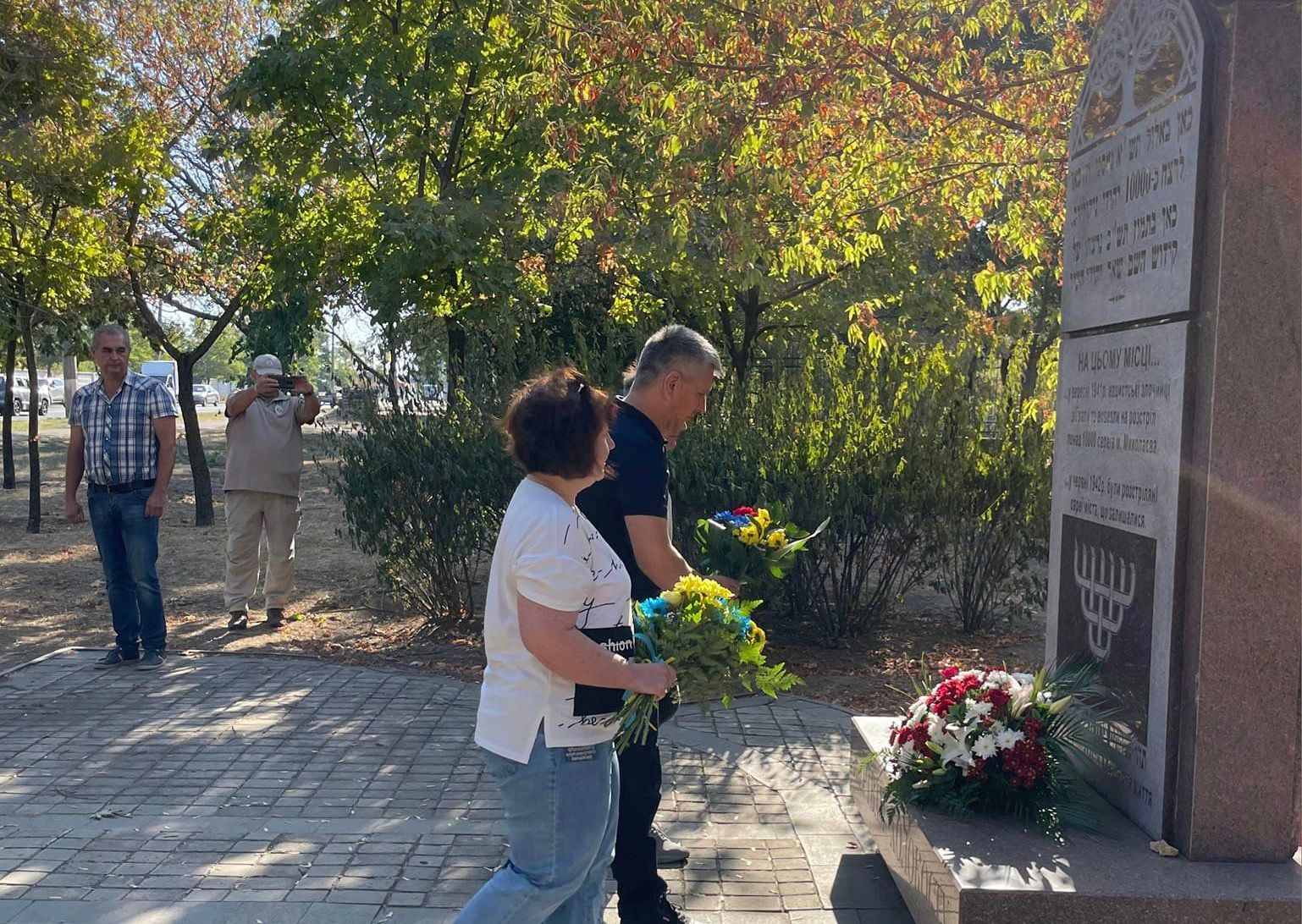 У Миколаєві вшанували пам’ять жертв Бабиного Яру (ФОТО) 5