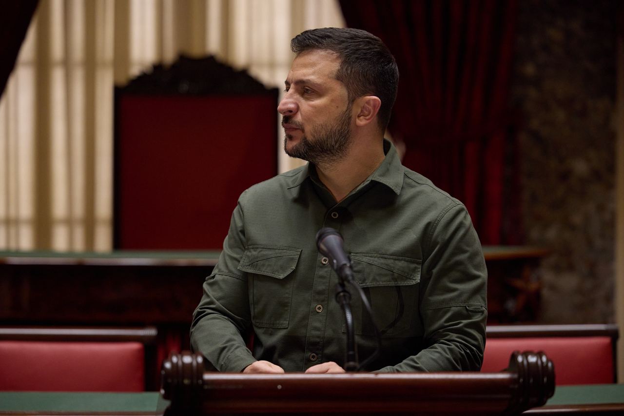 “Путін змушений принижуватися, особисто розважаючи делегацію із Пхеньяна”. Що ще сказав Зеленський у Вашінгтоні