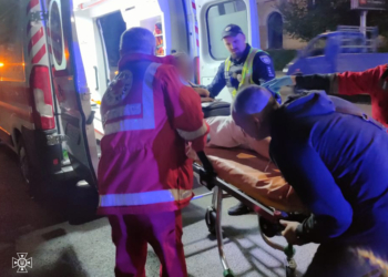 Ранкове ДТП у Миколаєві: з 8 постраждалих троє – діти, усі госпіталізовані (ФОТО)