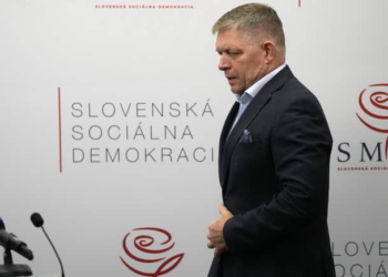 Словаччина припиняє допомогу Україні після перемоги на виборах проросійського Фіцо