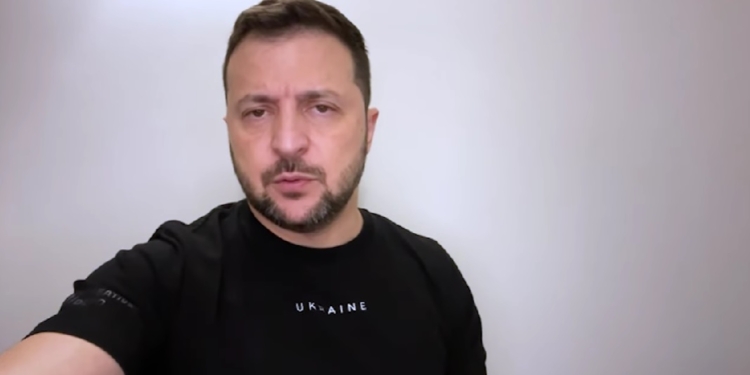 «Перевіряється інформація про можливу загибель однієї громадянки України та проводиться розшук двох наших громадян в Ізраїлі» – Зеленський (ВІДЕО)