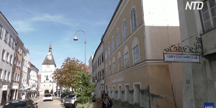 Будинок, де народився Гітлер, переобладнають в поліцейську дільницю (ВІДЕО)