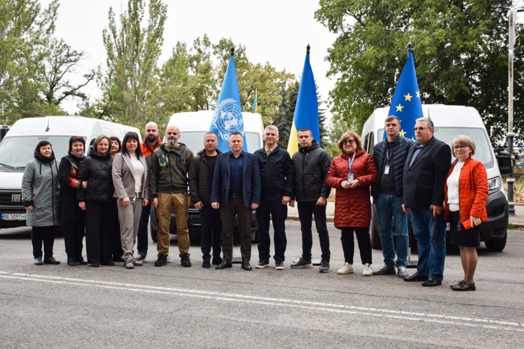 ЄС та ПРООН передали три спеціалізовані автівки для надання соціальних послуг населенню Миколаївщини (ФОТО) 2