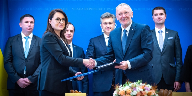 Україна та Хорватія підписали міжурядову угоду про співробітництво в сфері розмінування