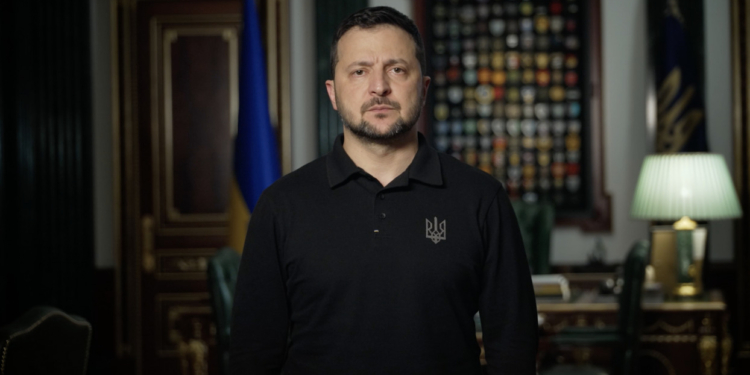 Фронт, фронт, і тільки фронт. Вечірнє звернення Зеленського (ВІДЕО)