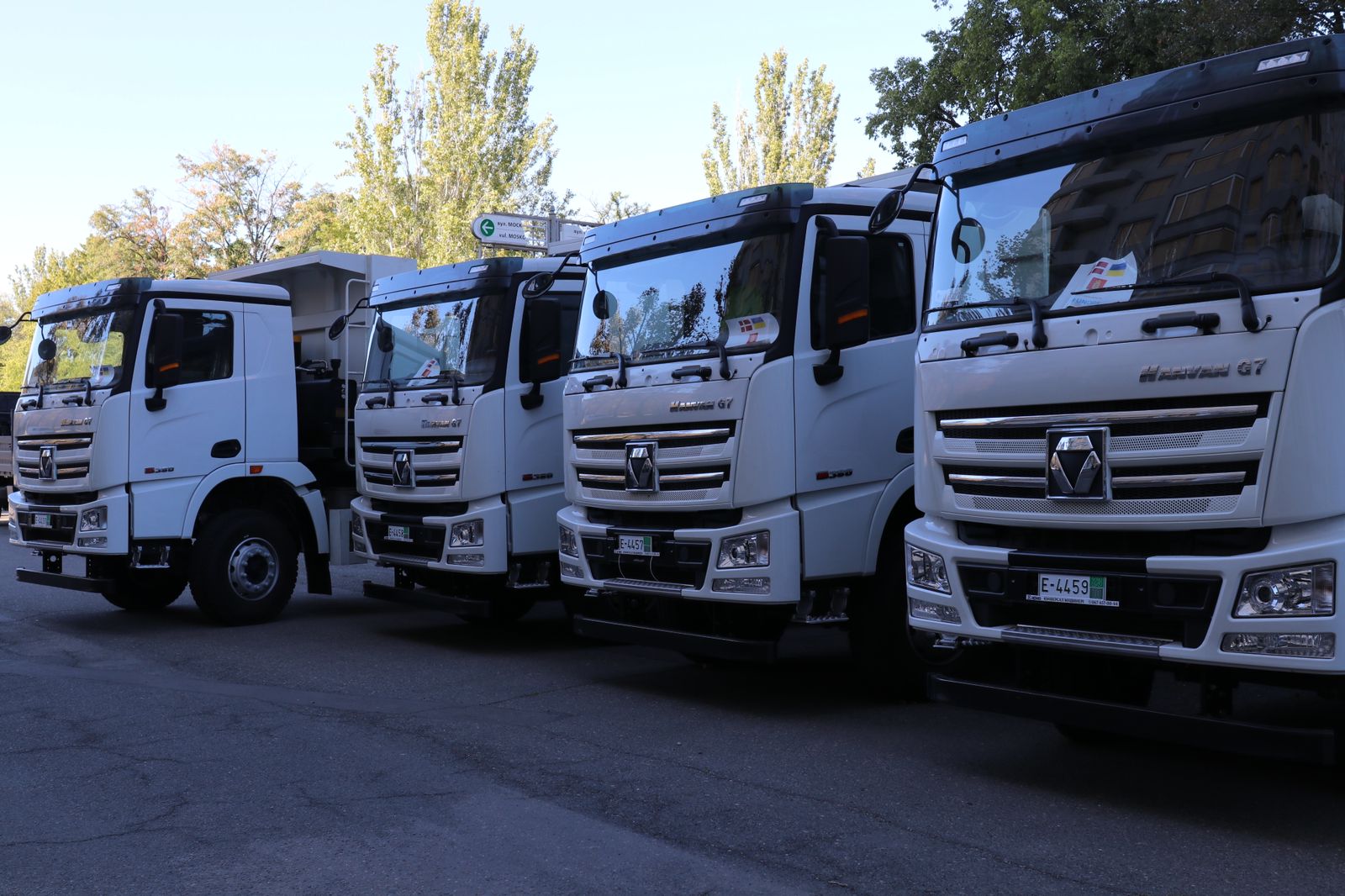 Данія з UNOPS передали спецмашини ще 4 громадам Миколаївщини (ФОТО)