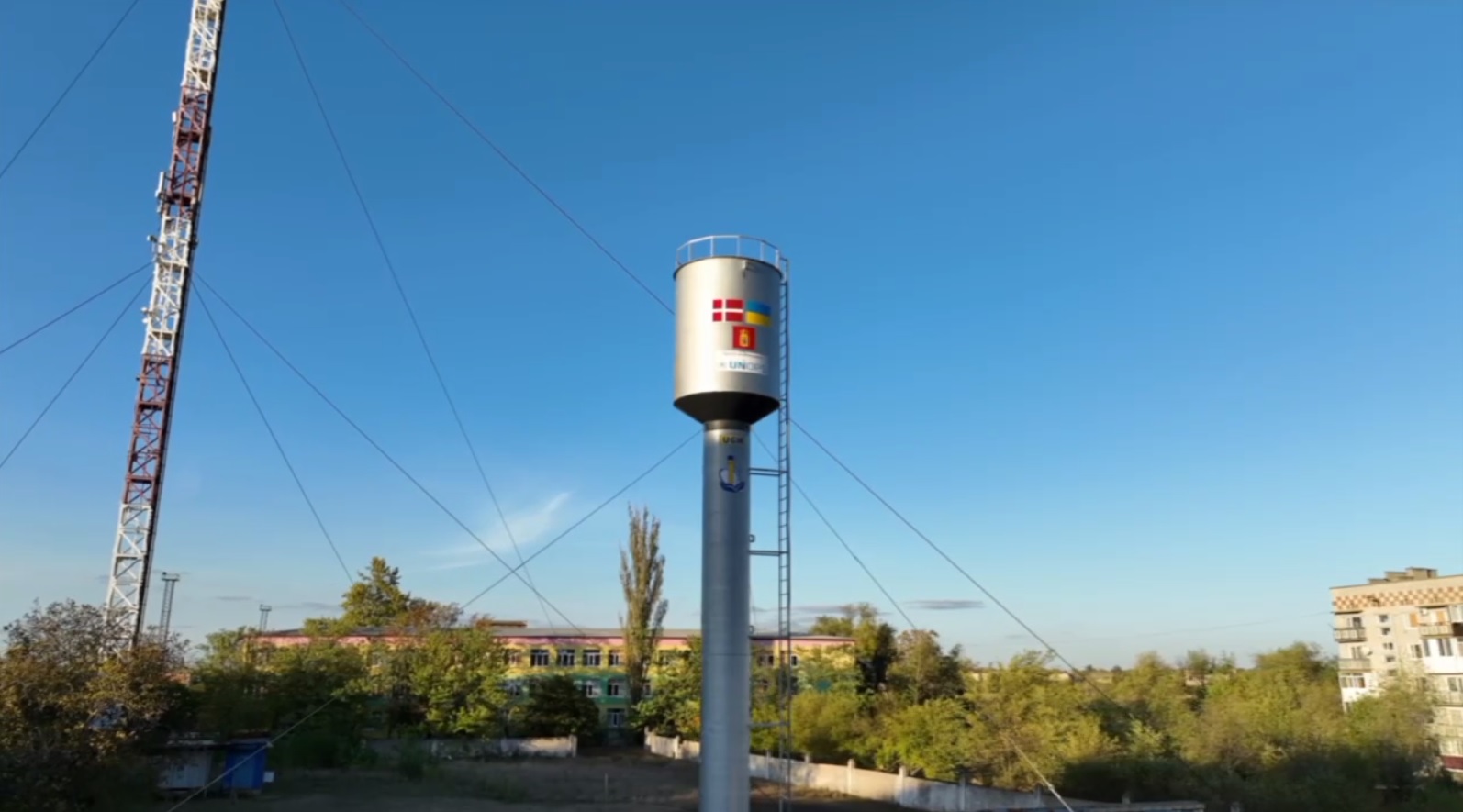 Три мікрорайони Снігурівки на Миколаївщині тепер мають свою питну воду – там запустили 5 свердловин (ВІДЕО)