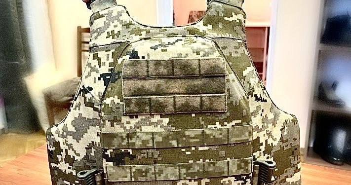 Міноборони тестує дві моделі жіночих бронежилетів (ФОТО, ВІДЕО)