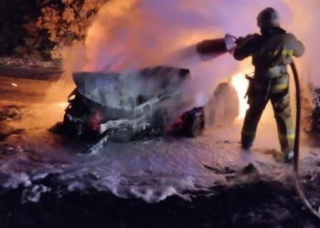 На Миколаївщині внаслідок ДТП спалахнули два легковика – постраждали 4 особи, одна жінка загинула