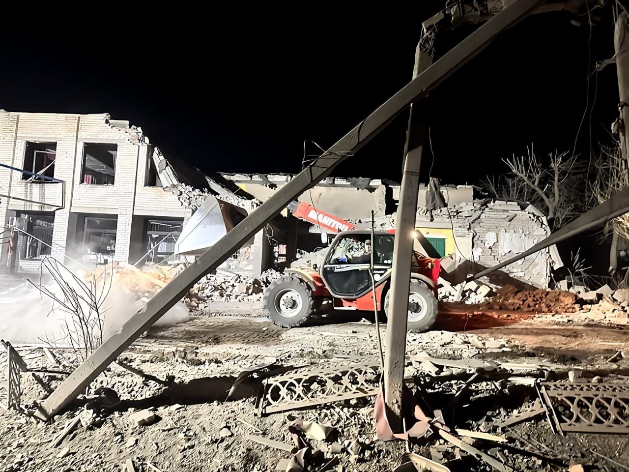 Двоє загиблих, один постраждалий – наслідки вчорашньої російської атаки по Степівській громаді Миколаївщини