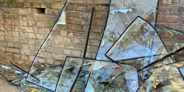 Нічними вибухами внаслідок російської ракетної атаки на Миколаїв вибиті вікна у 8 будинках – мер (ФОТО)