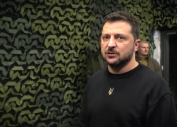Зеленський на Херсонщині: привітав прикордонників з 20-річчям розвідки ДПСУ і провів нараду з військовими (ВІДЕО)