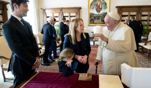 Секс чи політика? Скандал з експартнером прем’єрки Італії Джорджи Мелоні має продовження (ФОТО)