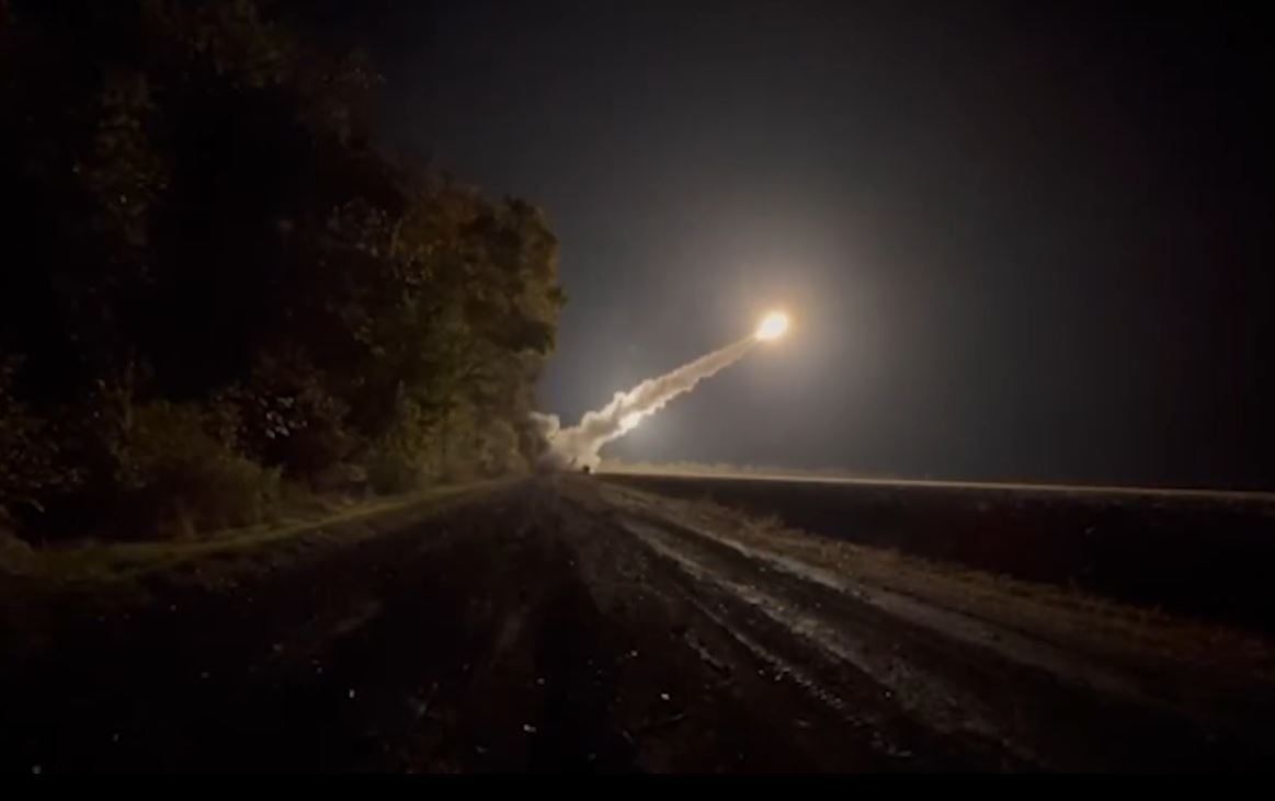 Залужний показав запуск ATACMS на ворожі аеродроми (ВІДЕО)