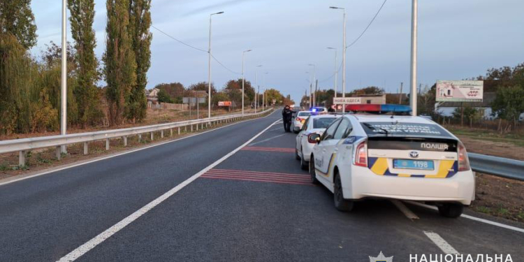 “Пильний” водій залишив ключі в замку – за автовикрадачем ганяли двома районами Миколаївщини (ФОТО)