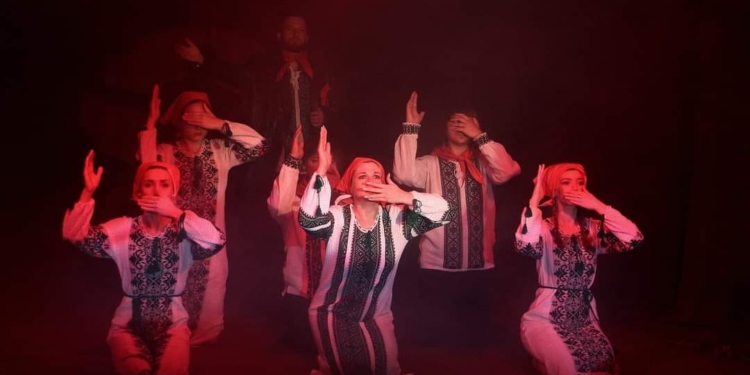 «Homo Ludens» у Миколаєві: «Юда» від херсонців і «Земний діалог» пам’яті Дмитра Креміня від миколаївців (ФОТО)