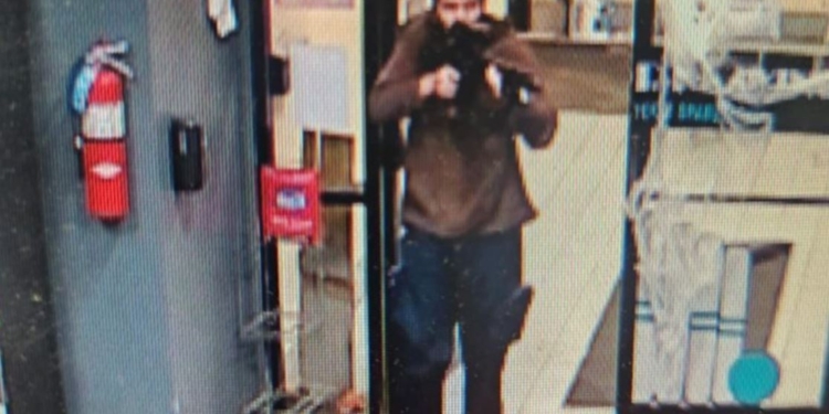 В США чоловіка, якого 3 дні шукали після вбивства ним 22 людей, знайдено мертвим