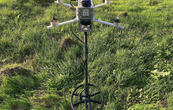 Швидше за людей та значно безпечніше: в Україні створили та вже тестують дрон для пошуку мін