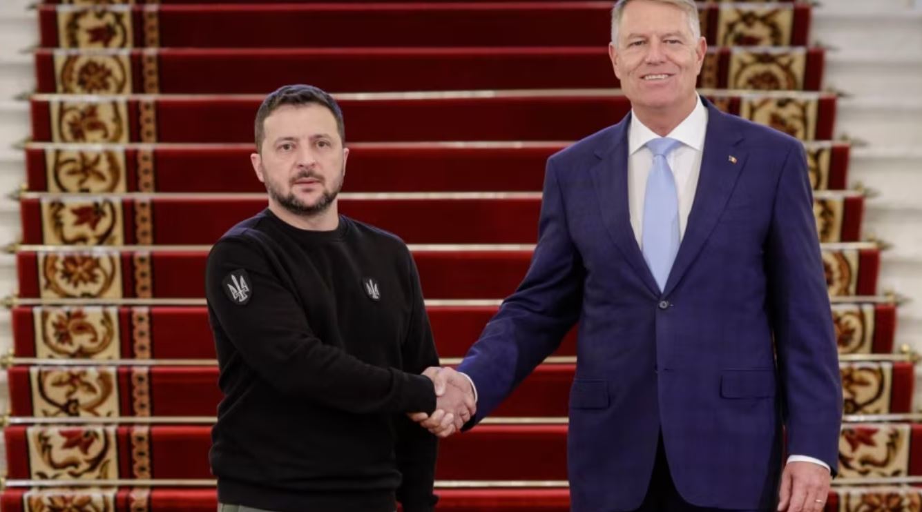 Зеленський не виступить в парламенті Румунії. Чому (ФОТО)