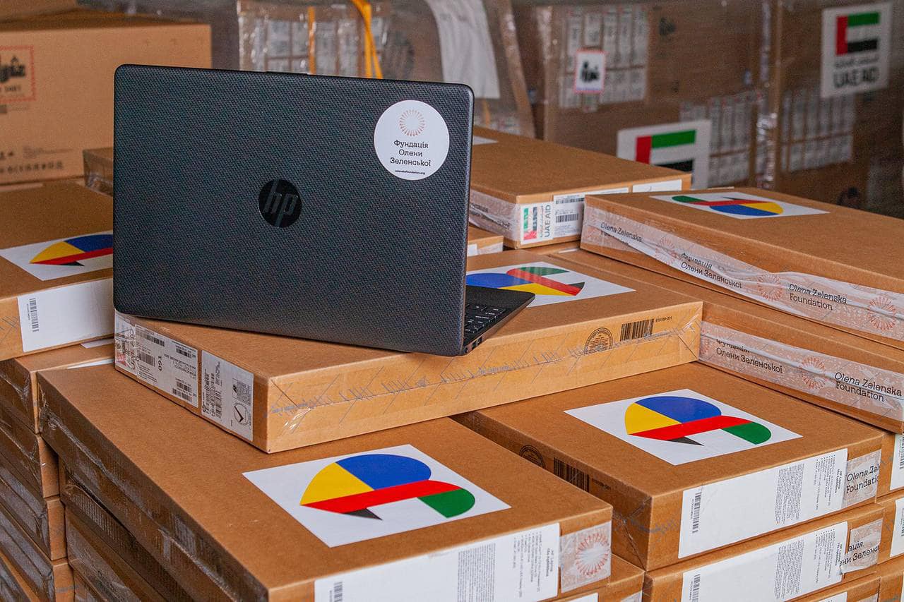 На Миколаївщині ще майже 800 ноутбуків отримали діти для дистанційного навчання (ФОТО)