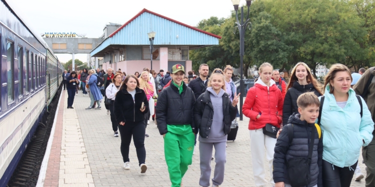 Миколаївська міська рада відправила на відпочинок 180 юних спортсменів (ФОТО)