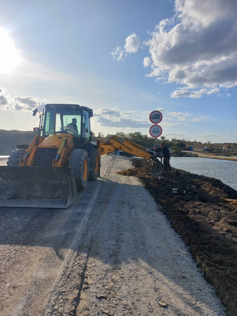 Минулого тижня ремонтні роботи велись на ділянках 8 місцевих автодоріг Миколаївщини: де саме (ФОТО) 14