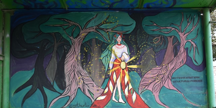 «Стіни культури»: у Снігурівці і Павлівці на Миколаївщині з’явились патріотичні мурали (ФОТО)