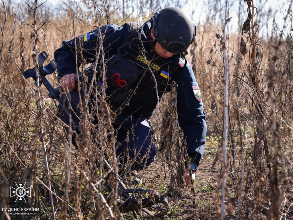 В деокупованих населених пунктах Миколаївщини триває процес розмінування: вже розміновано 5712 га з обстежених 54114 га (ФОТО, ВІДЕО) 14