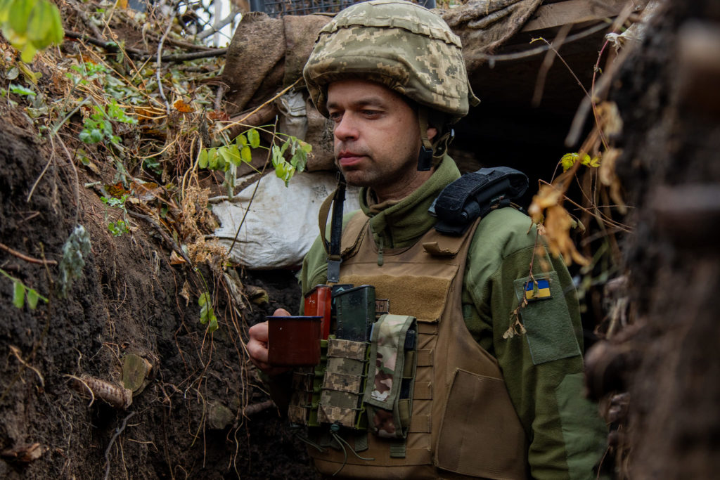 Десантники миколаївської бригади на передових позиціях не втрачають оптимізму (ФОТО) 14