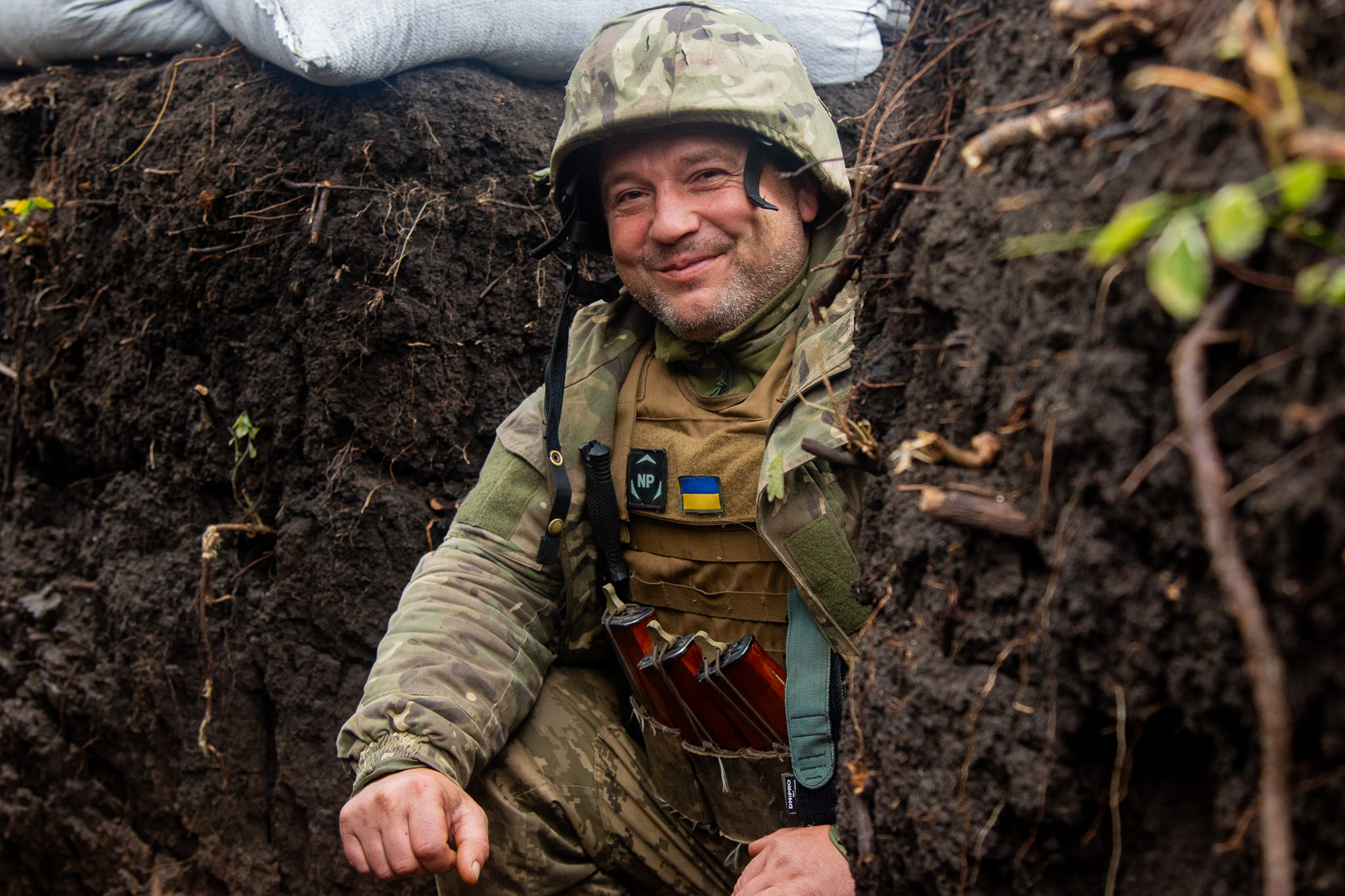 Десантники миколаївської бригади на передових позиціях не втрачають оптимізму (ФОТО)