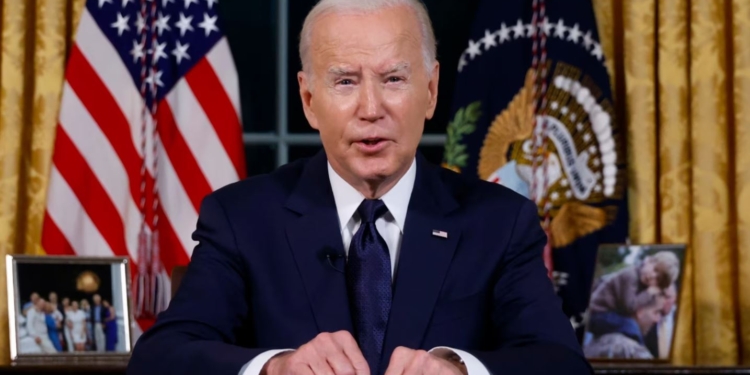 Байден звернувся до американців, пояснив, чому віддавати зброю Україні – вигідно (ВІДЕО)