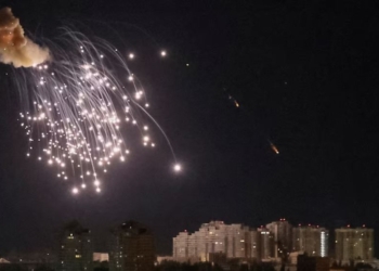 Австралійська компанія передала Україні антидронову систему Slinger – бачить монету за 36 км. Буде ще таких 10 (ФОТО)