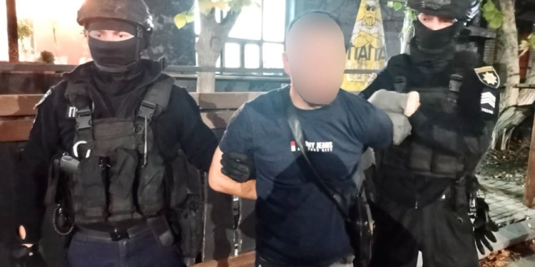 На Миколаївщині поліцейські затримали двох чоловіків за незаконне заволодіння автомобілем (ФОТО)