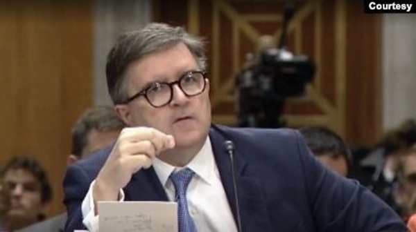 «Битва» за допомогу Україні в Сенаті США. Якими аргументами представник Держдепу переконував сенаторів, що «зараз невдалий час залишити Україну»